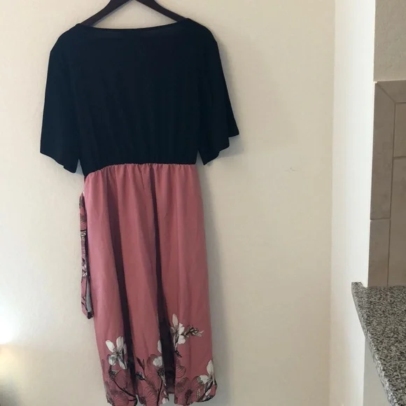 BloomChic Floral Patchwork Dusty Pink Belted Midi Dress w/pockets NWT 18-20 - Picture 8 of 10